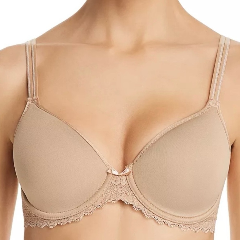 Chantelle Nude T-Shirt Bra with Lace Trim